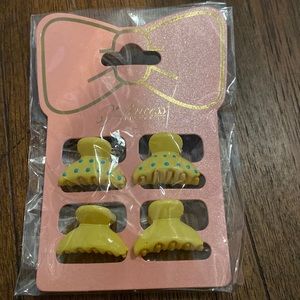 Mini hair clips small yellow